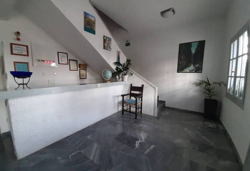 فندق Agia Roumeli