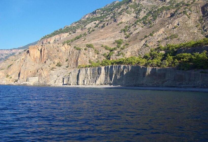 فندق Agia Roumeli