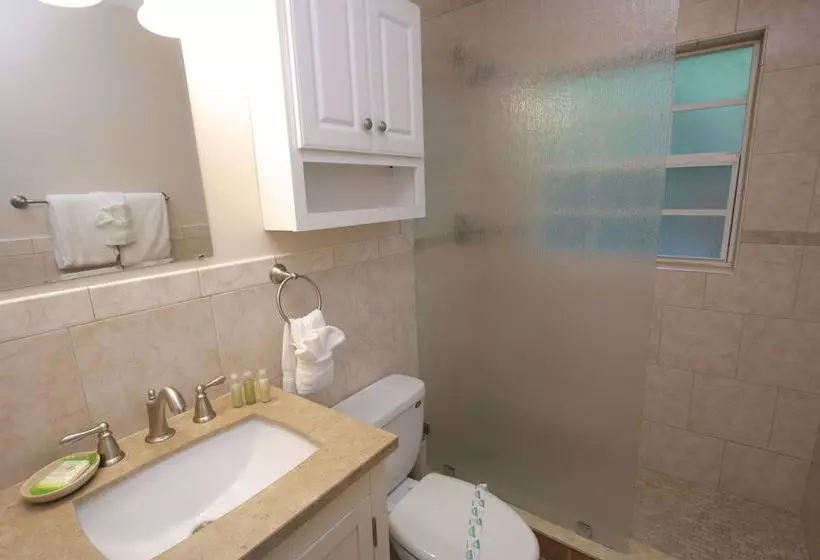 Отель Cabana Beach Club By Rva