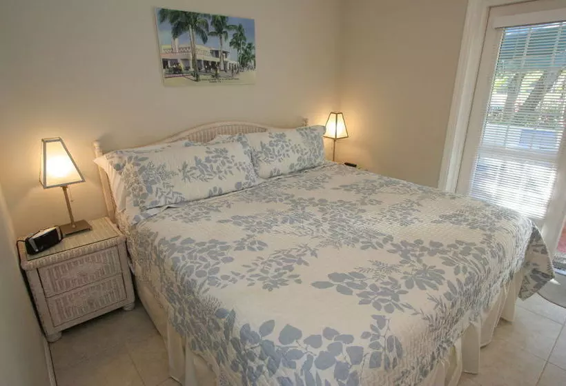 Отель Cabana Beach Club By Rva