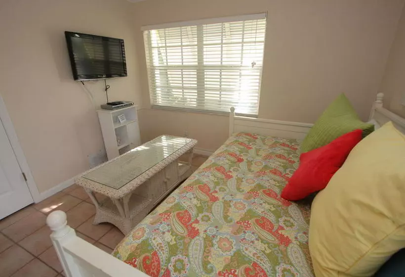 Отель Cabana Beach Club By Rva