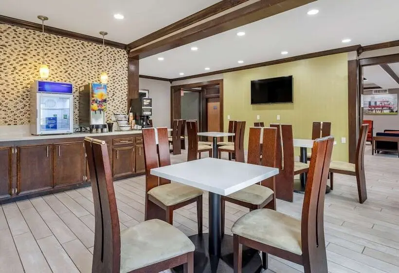 ホテル Comfort Inn & Suites North Little Rock Jfk Blvd