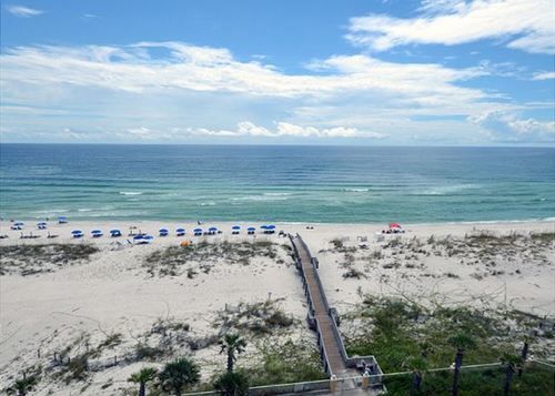 فندق Emerald Isle Resort