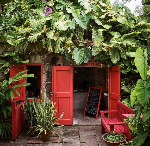 هتل Golden Rock Nevis