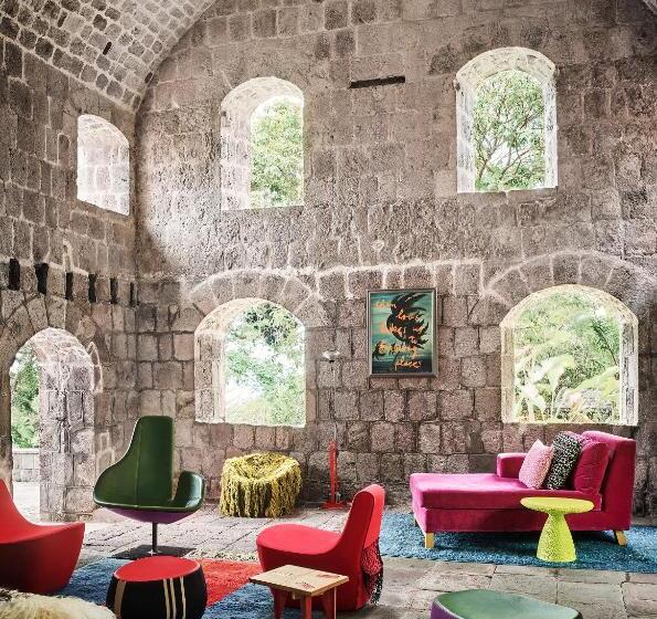 هتل Golden Rock Nevis