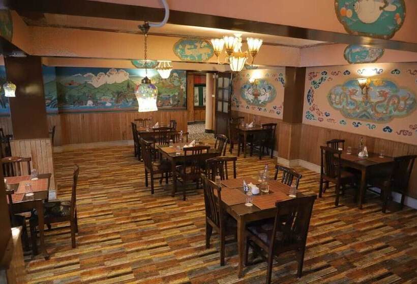 هتل Jewel Himalayan Heights