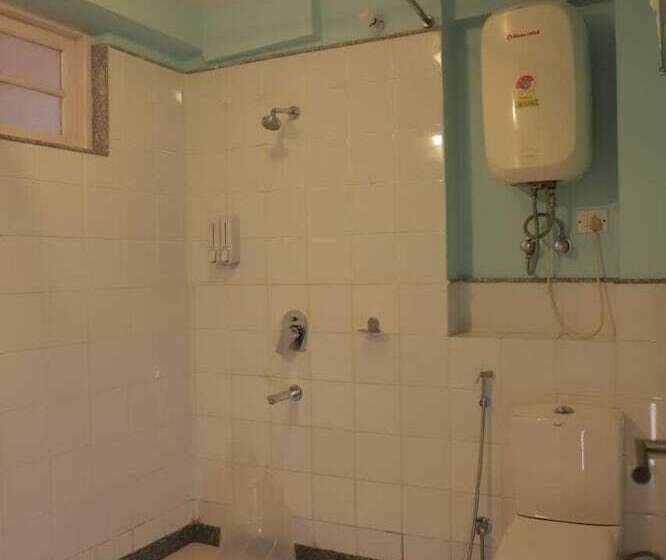 هتل Jewel Himalayan Heights