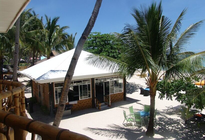 Отель Marlins Beach Resort