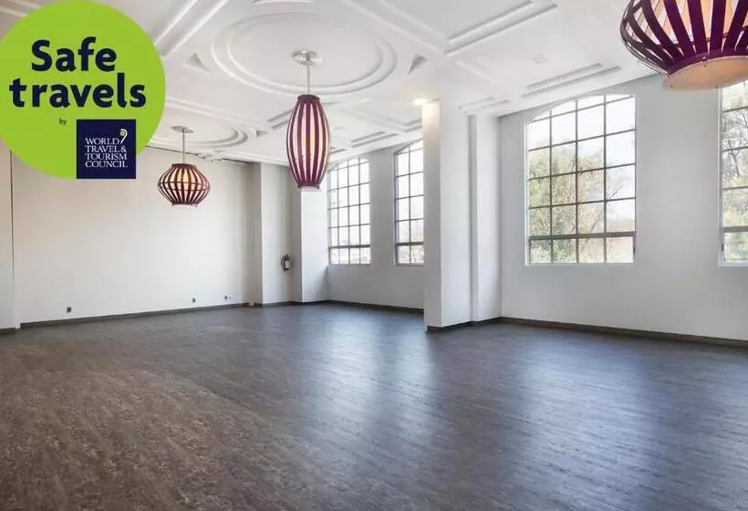 Отель Mx Congreso