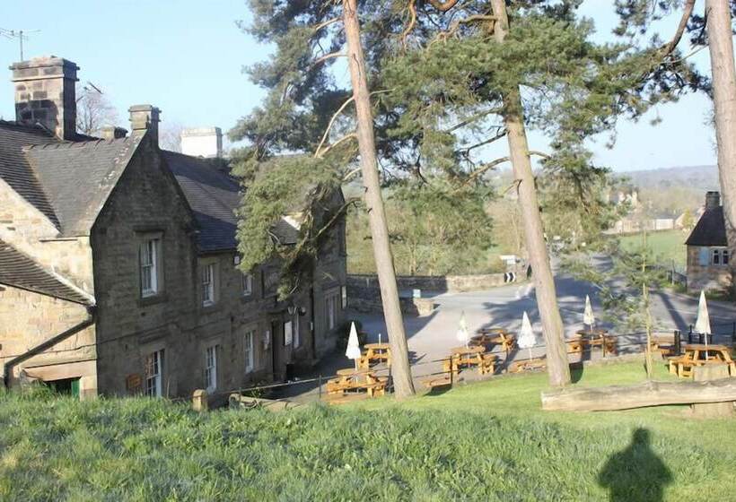 בית מלון כפרי The Manifold Inn