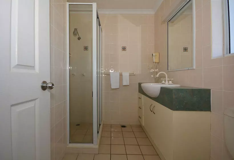 Jade Waters Luxury Apartments