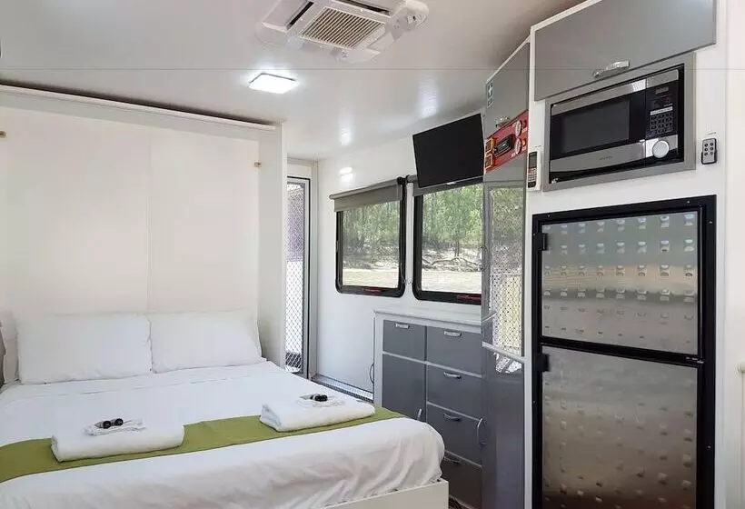 Moama On Murray Houseboats