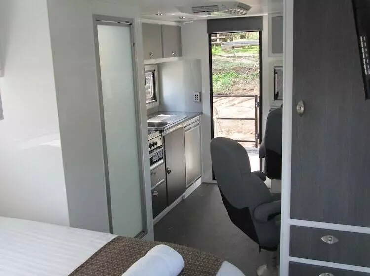 Moama On Murray Houseboats