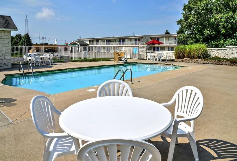 Motel 6 Saint Joseph, Mo