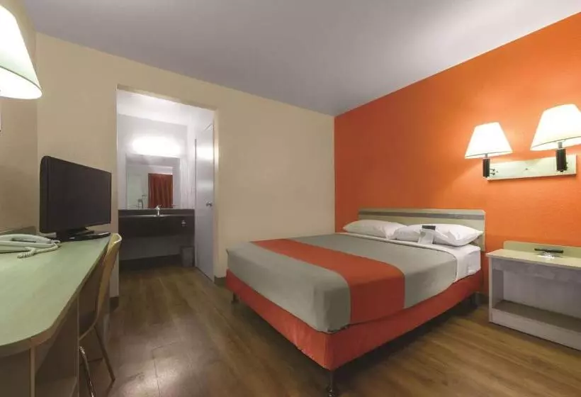 Motel 6 Saint Joseph, Mo