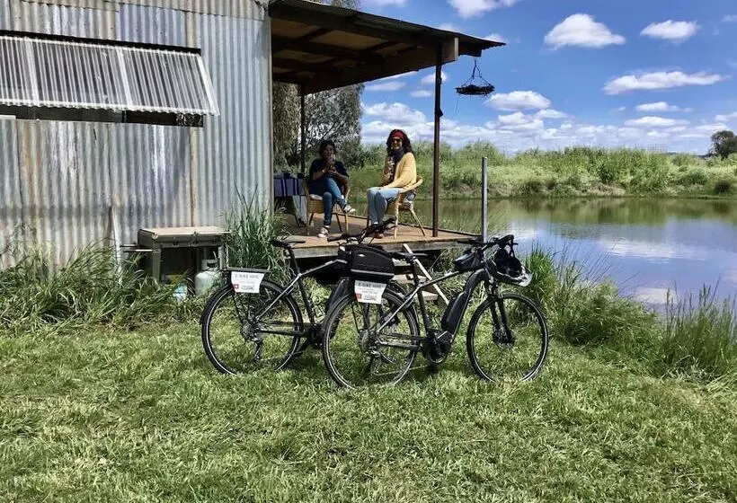 مُتل Cowra Motor Inn