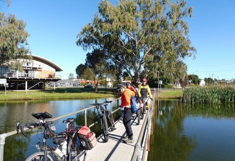 מוטל Cowra Motor Inn