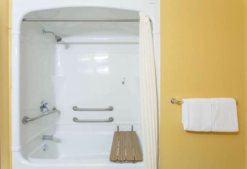 فندق على الطريق Days Inn By Wyndham Vernal