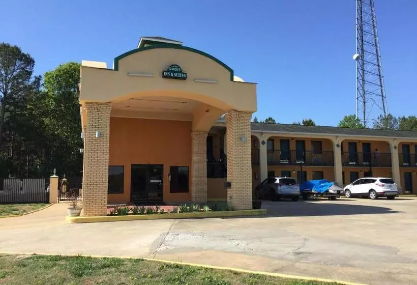 モーテル Garden Inn & Suites