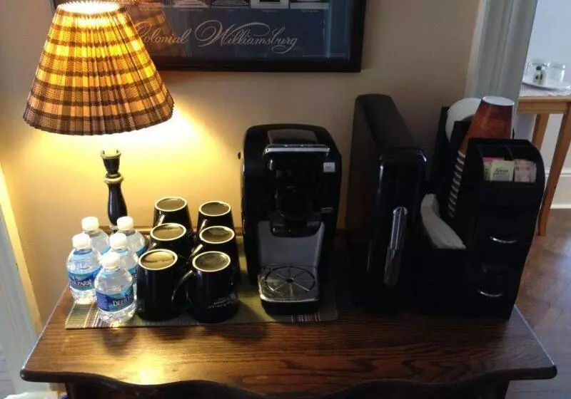 Red Lion Bed & Breakfast