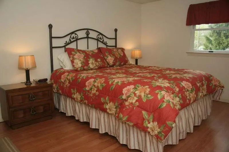 Red Lion Bed & Breakfast