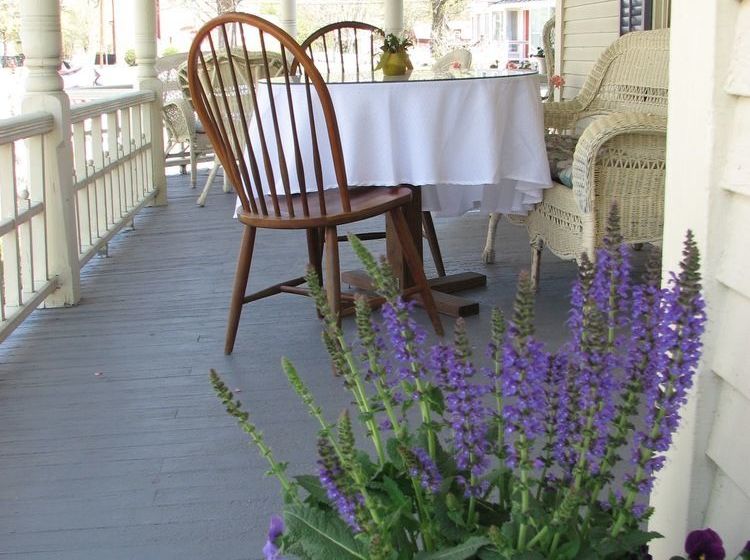 Rose Arbour Bed & Breakfast  Adults Only