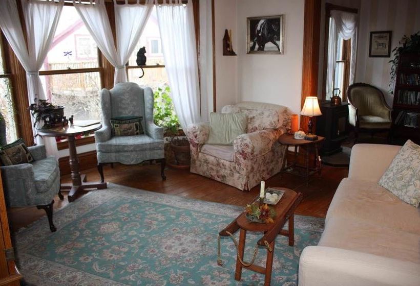 Rose Arbour Bed & Breakfast  Adults Only