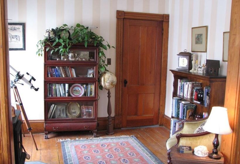 Rose Arbour Bed & Breakfast  Adults Only