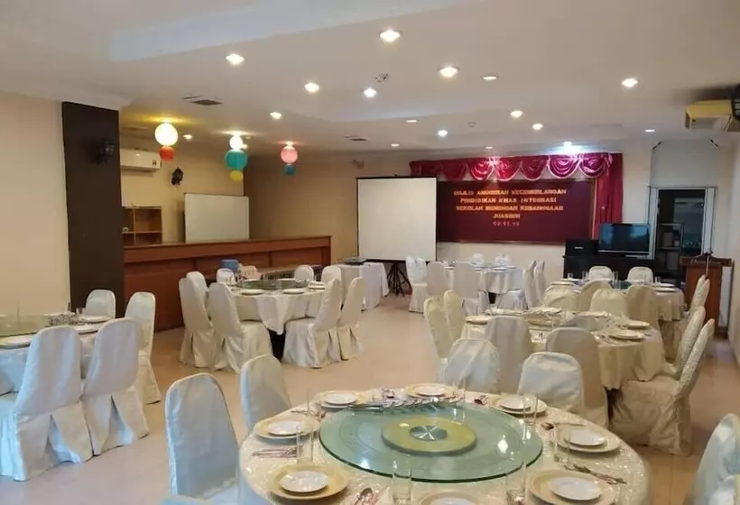 ホテル Desa Inn