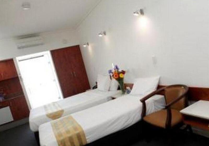 Ayr Traveller S Motel