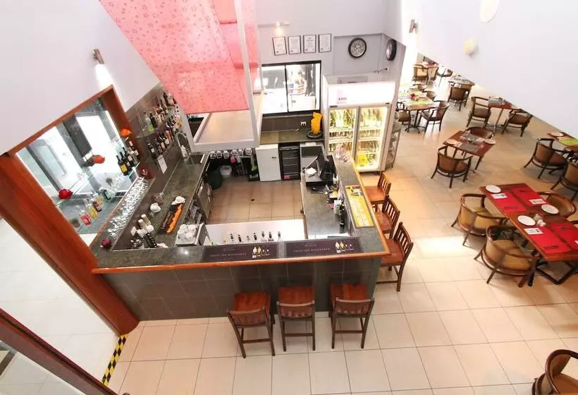 Ayr Traveller S Motel