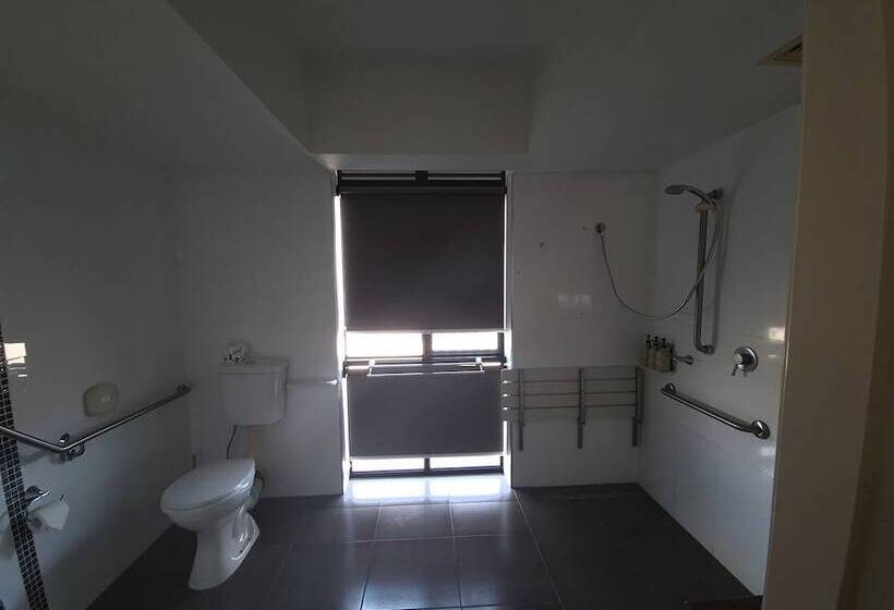 Ayr Traveller S Motel