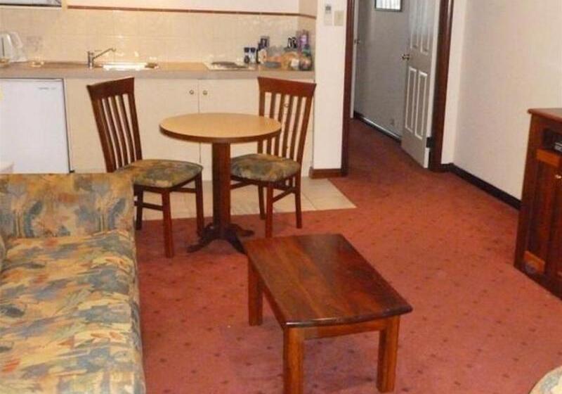 فندق Adamsons Riverside Accommodation