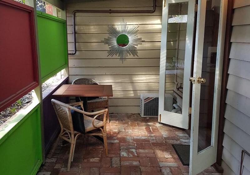 فندق Adamsons Riverside Accommodation