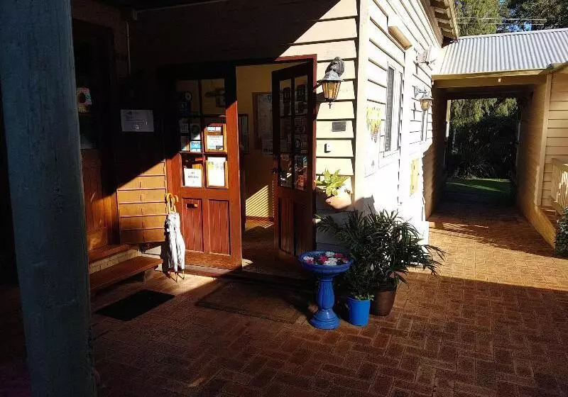 Hotel Adamsons Riverside Accommodation