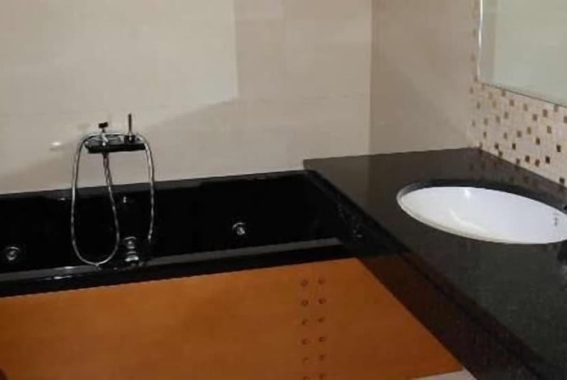 Отель Aguiar Da Pena