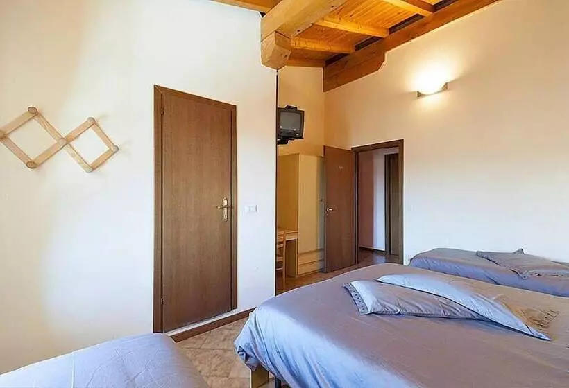 Отель Albergo Il Ponte
