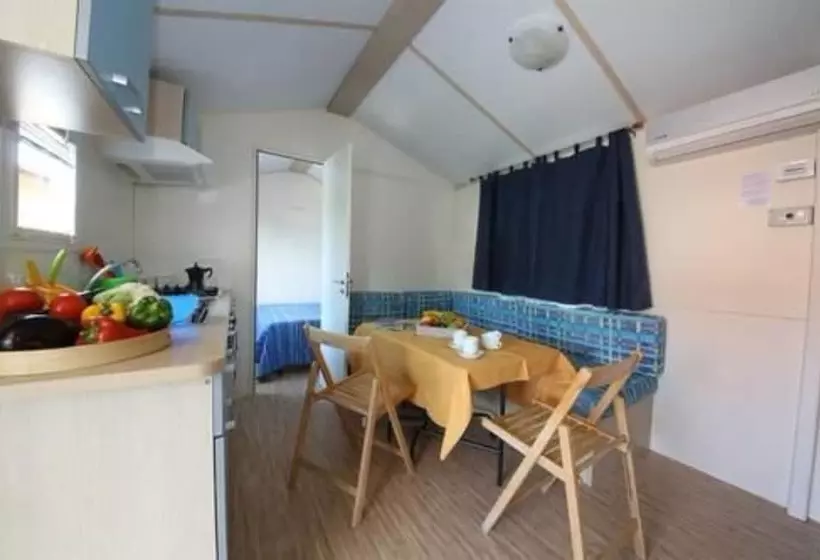 Hotel Happy Camp Mobile Homes In Butterfly Camping Village