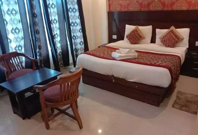 Hotelli Green View Palace