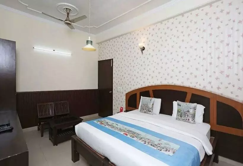 Hotelli Green View Palace