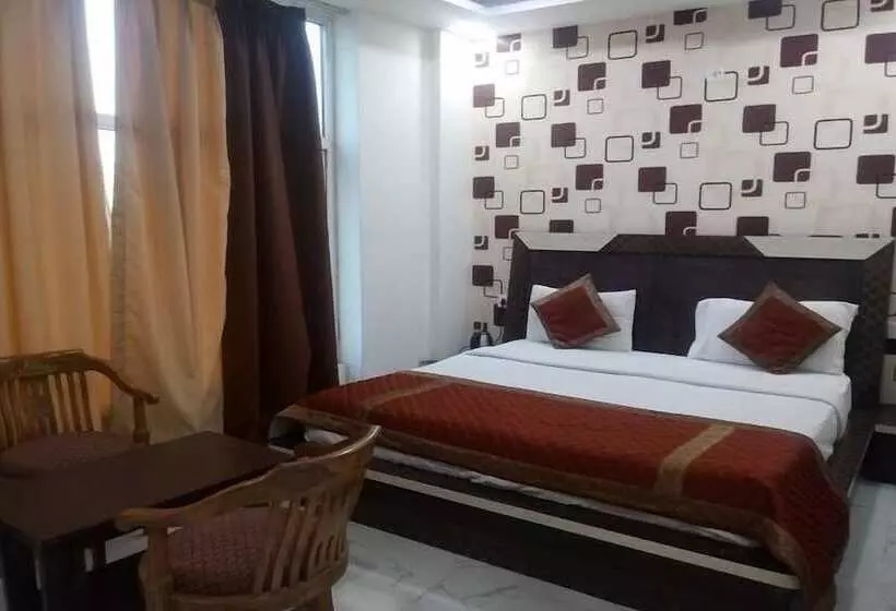 Hotelli Green View Palace