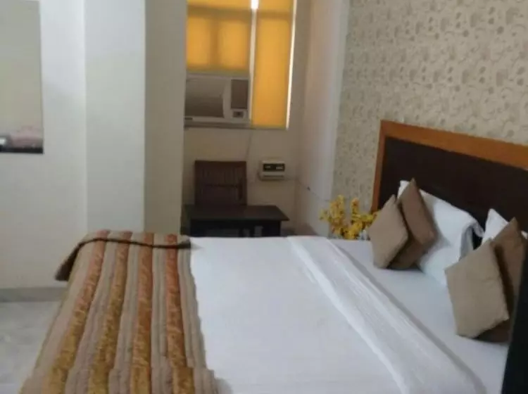 Hotelli Green View Palace