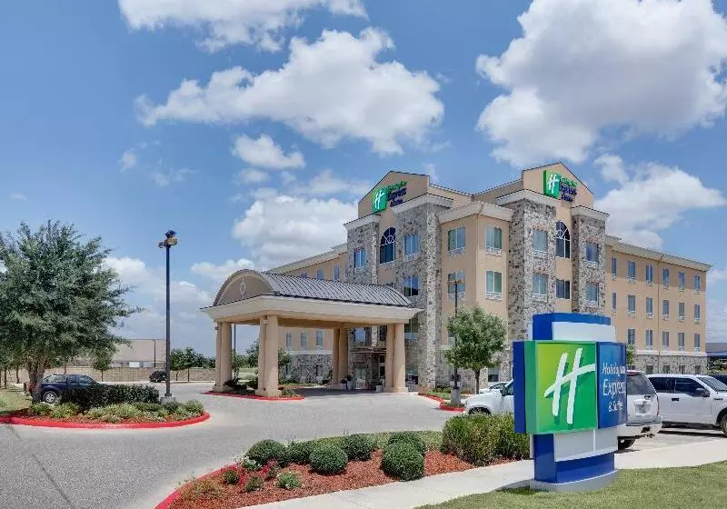 ホテル Holiday Inn Express & Suites San Antonio Brooks City Base, An Ihg
