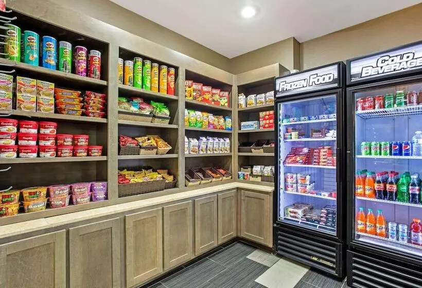 هتل La Quinta By Wyndham Paducah