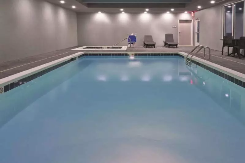 هتل La Quinta By Wyndham Paducah