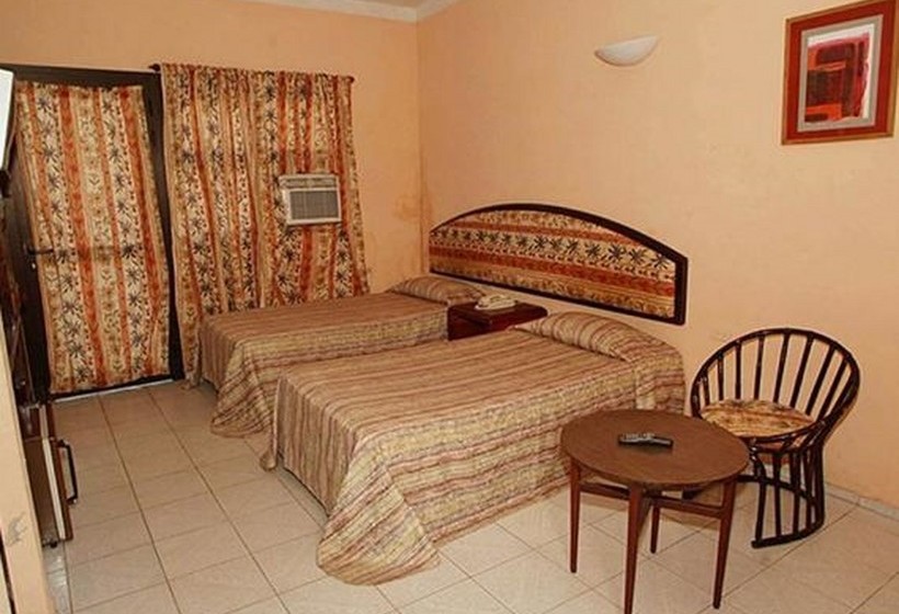 هتل Rancho El Tesoro