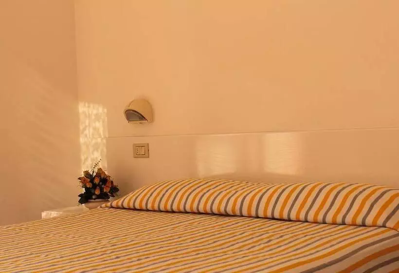 Отель Residence Club Azzurro