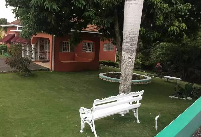 هتل Silver Creek Resort