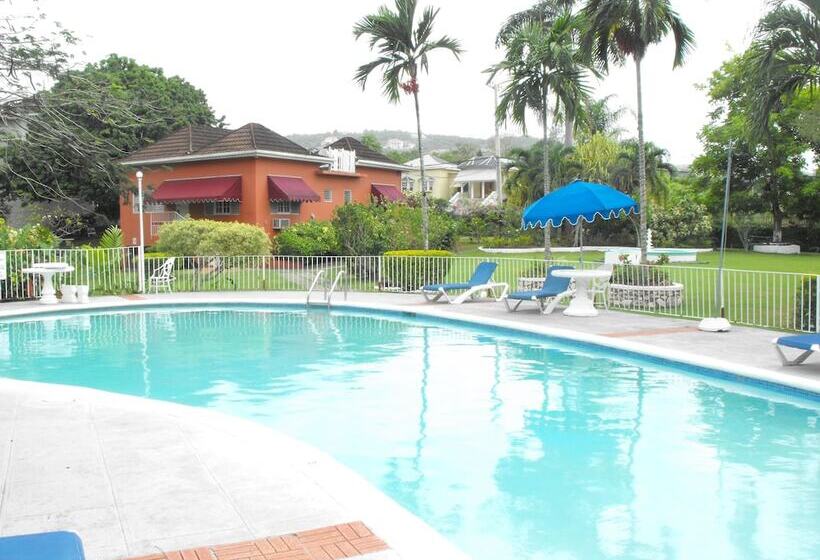 هتل Silver Creek Resort