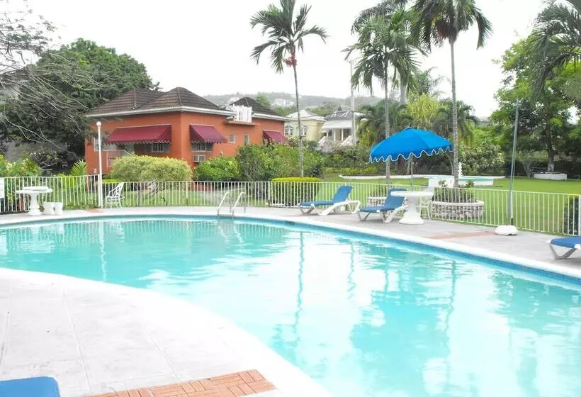 هتل Silver Creek Resort